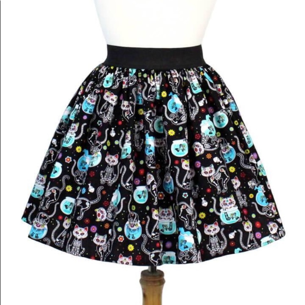Hemet Pinup Day of the Dead Skirt NWT